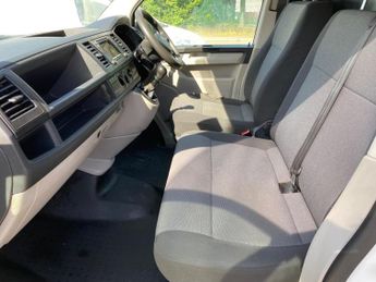 Volkswagen Transporter 2.0 TDI T32 BlueMotion Tech Startline FWD LWB Euro 6 (s/s) 5dr