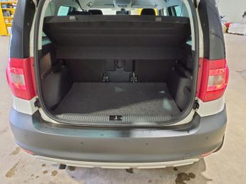 Skoda Yeti 2.0 TDI Elegance DSG 4WD Euro 5 5dr