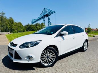 Ford Focus 1.0T EcoBoost Zetec Euro 5 (s/s) 5dr