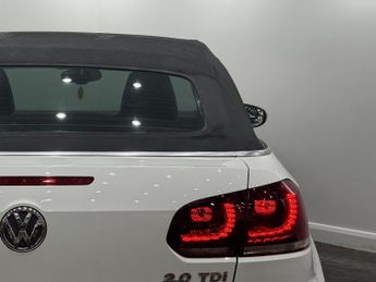 Volkswagen Golf 2.0 TDI BlueMotion Tech GT Cabriolet 2dr Diesel DSG Euro 5 (s/s)