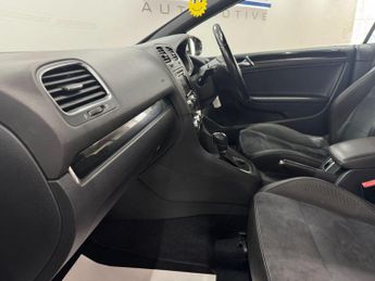 Volkswagen Golf 2.0 TDI BlueMotion Tech GT Cabriolet 2dr Diesel DSG Euro 5 (s/s)