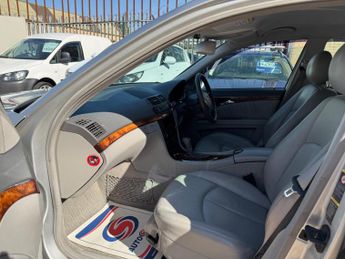 Mercedes-Benz E Class 2.7 E270 CDI Elegance 4dr