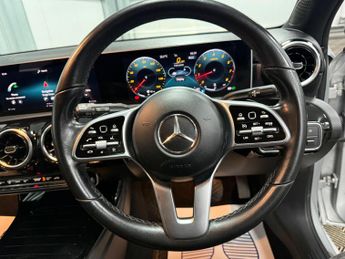 Mercedes-Benz A Class 1.3 A200 Sport (Executive) 7G-DCT Euro 6 (s/s) 5dr