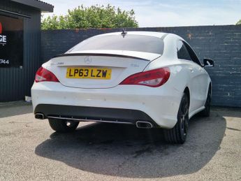 Mercedes-Benz CLA 1.8 CLA200 CDI Sport Coupe 7G-DCT Euro 5 (s/s) 4dr