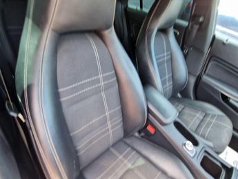 Mercedes-Benz CLA 1.8 CLA200 CDI Sport Coupe 7G-DCT Euro 5 (s/s) 4dr