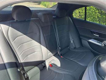 Mercedes-Benz E Class 2.0 E200h MHEV AMG Line (Premium Plus) G-Tronic Euro 6 (s/s) 4dr