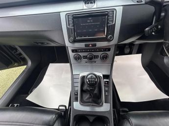 Volkswagen CC 2.0 TDI BlueMotion Tech R-Line Euro 6 (s/s) 4dr