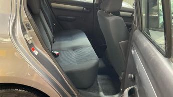 Suzuki Swift 1.3 SZ3 5dr