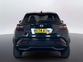 Nissan Juke 1.6 N-Connecta SUV 5dr Petrol Hybrid Auto Euro 6 (143 ps)