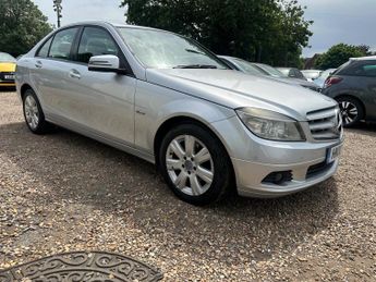 Mercedes-Benz C Class 1.8 C180 BlueEfficiency Executive SE Auto Euro 5 4dr