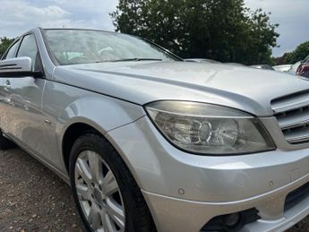 Mercedes-Benz C Class 1.8 C180 BlueEfficiency Executive SE Auto Euro 5 4dr