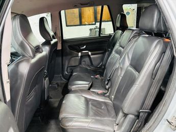 Volvo XC90 2.4 D5 R-Design Nav Geartronic 4WD Euro 5 5dr