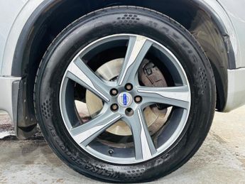 Volvo XC90 2.4 D5 R-Design Nav Geartronic 4WD Euro 5 5dr