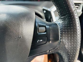 Peugeot 208 1.4 e-HDi Allure EGC Euro 5 (s/s) 3dr
