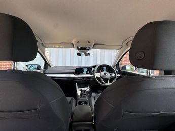 Volkswagen Golf 1.5 eTSI MHEV Life DSG Euro 6 (s/s) 5dr