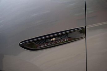 Jaguar F-PACE 2.0 D180 Chequered Flag Auto AWD Euro 6 (s/s) 5dr