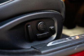 Jaguar XE 2.0d R-Sport Auto Euro 6 (s/s) 4dr