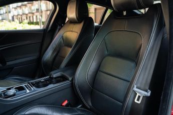 Jaguar XE 2.0d R-Sport Auto Euro 6 (s/s) 4dr