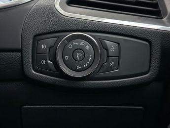 Ford Galaxy 2.5h Duratec Titanium CVT Euro 6 (s/s) 5dr
