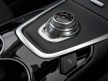 Ford Galaxy 2.5h Duratec Titanium CVT Euro 6 (s/s) 5dr
