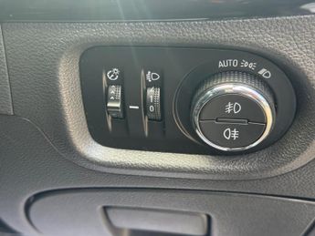 Vauxhall Astra 1.6 CDTi BlueInjection SRi Euro 6 (s/s) 5dr