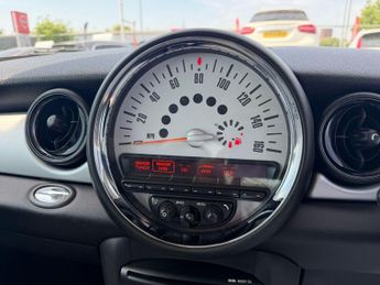 MINI Hatch 1.6 Cooper D Euro 5 (s/s) 3dr