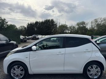 Toyota AYGO 1.0 VVT-i x-pression x-shift Euro 5 5dr Euro 5