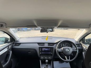 Skoda Octavia 1.6 TDI CR S DSG Euro 6 (s/s) 5dr