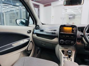 Renault Zoe 22kWh Dynamique Intens Hatchback 5dr Electric Auto (i) (88 bhp)