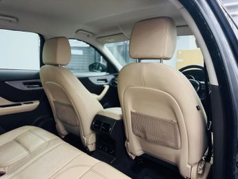 Jaguar F-PACE 2.0 D180 Prestige Auto AWD Euro 6 (s/s) 5dr