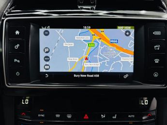 Jaguar F-PACE 2.0 D180 Prestige Auto AWD Euro 6 (s/s) 5dr