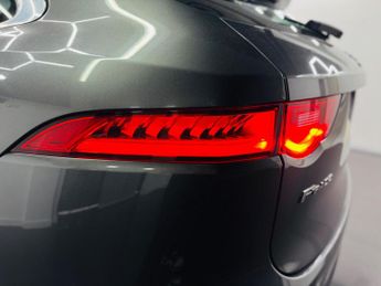 Jaguar F-PACE 2.0 D180 Prestige Auto AWD Euro 6 (s/s) 5dr