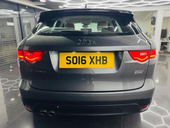 Jaguar F-PACE 2.0 D180 Prestige Auto AWD Euro 6 (s/s) 5dr