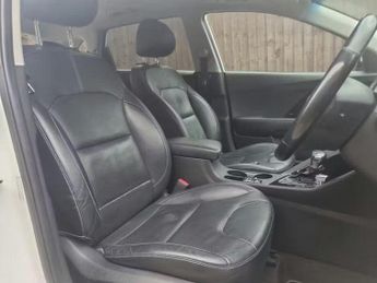 Kia Niro 1.6h GDi 4 DCT Euro 6 (s/s) 5dr ( 16in Alloy)