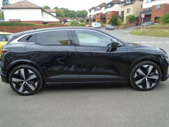 Renault Megane E-Tech 60kWh techno Auto 5dr (optimum charge)