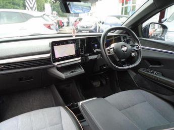 Renault Megane E-Tech 60kWh techno Auto 5dr (optimum charge)