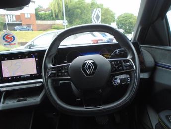 Renault Megane E-Tech 60kWh techno Auto 5dr (optimum charge)
