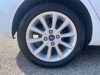 Ford Fiesta 1.0T EcoBoost Titanium Auto Euro 6 (s/s) 5dr