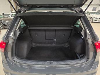 Volkswagen Tiguan 1.5 TSI Life DSG Euro 6 (s/s) 5dr