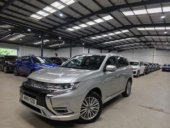 Mitsubishi Outlander 2.4h TwinMotor 13.8kWh 4h CVT 4WD Euro 6 (s/s) 5dr