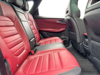 MG MG HS 1.5 T-GDI 16.6kWh Exclusive Auto Euro 6 (s/s) 5dr
