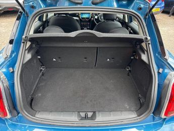 MINI Hatch 1.5 Cooper Classic Steptronic Euro 6 (s/s) 5dr
