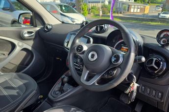 Smart forfour 17.6kWh Exclusive Auto 5dr (22kW Charger)