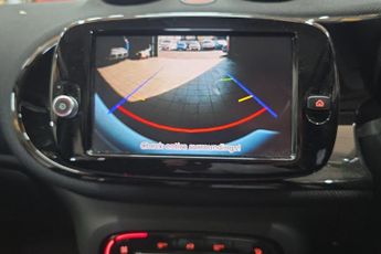 Smart forfour 17.6kWh Exclusive Auto 5dr (22kW Charger)