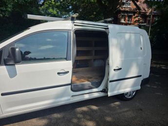 Volkswagen Caddy Maxi 1.6 TDi BlueMotion Tech C20 Maxi Startline FWD 5dr