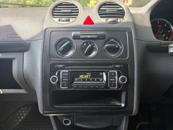 Volkswagen Caddy Maxi 1.6 TDi BlueMotion Tech C20 Maxi Startline FWD 5dr