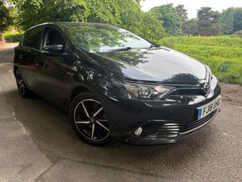 Toyota Auris 1.8 VVT-h Design CVT Euro 6 (s/s) 5dr