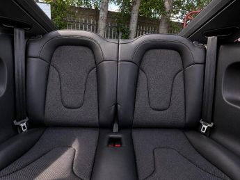 Audi TT 2.0 TDI Black Edition S Tronic quattro Euro 5 3dr