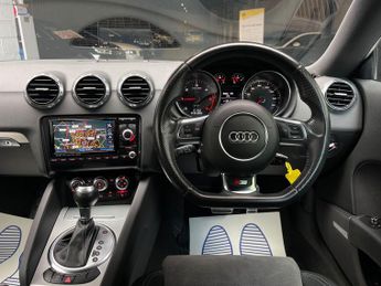Audi TT 2.0 TDI Black Edition S Tronic quattro Euro 5 3dr