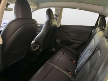 Tesla Model Y SUV 5dr Electric Auto RWD (346 ps)